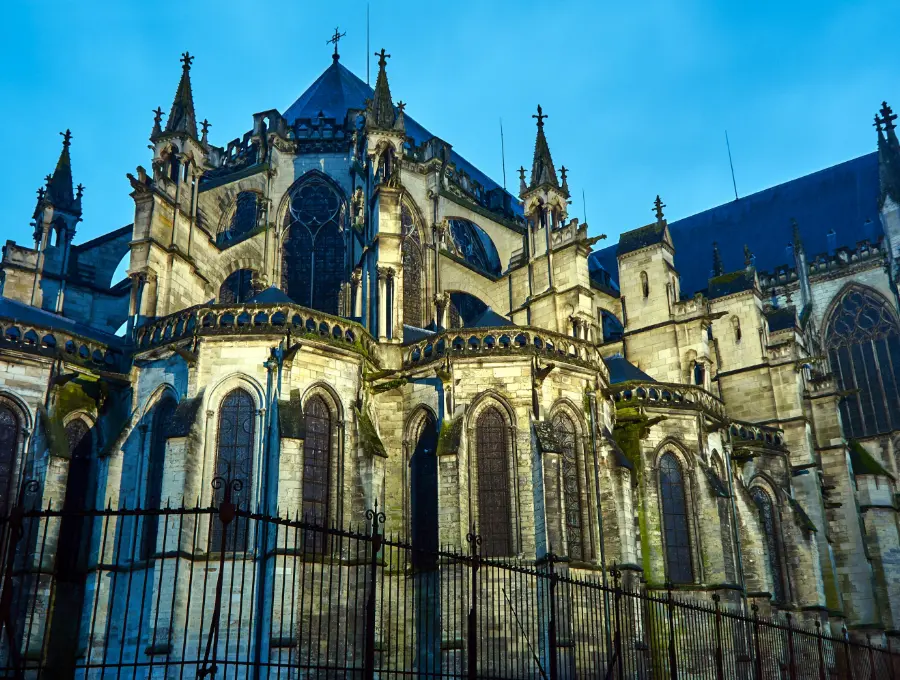 Catedral de San Pedro y San Pablo, en Troyes