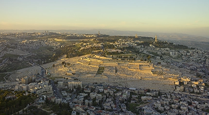 Vista aérea del Monte de los Olivos en Jerusalén